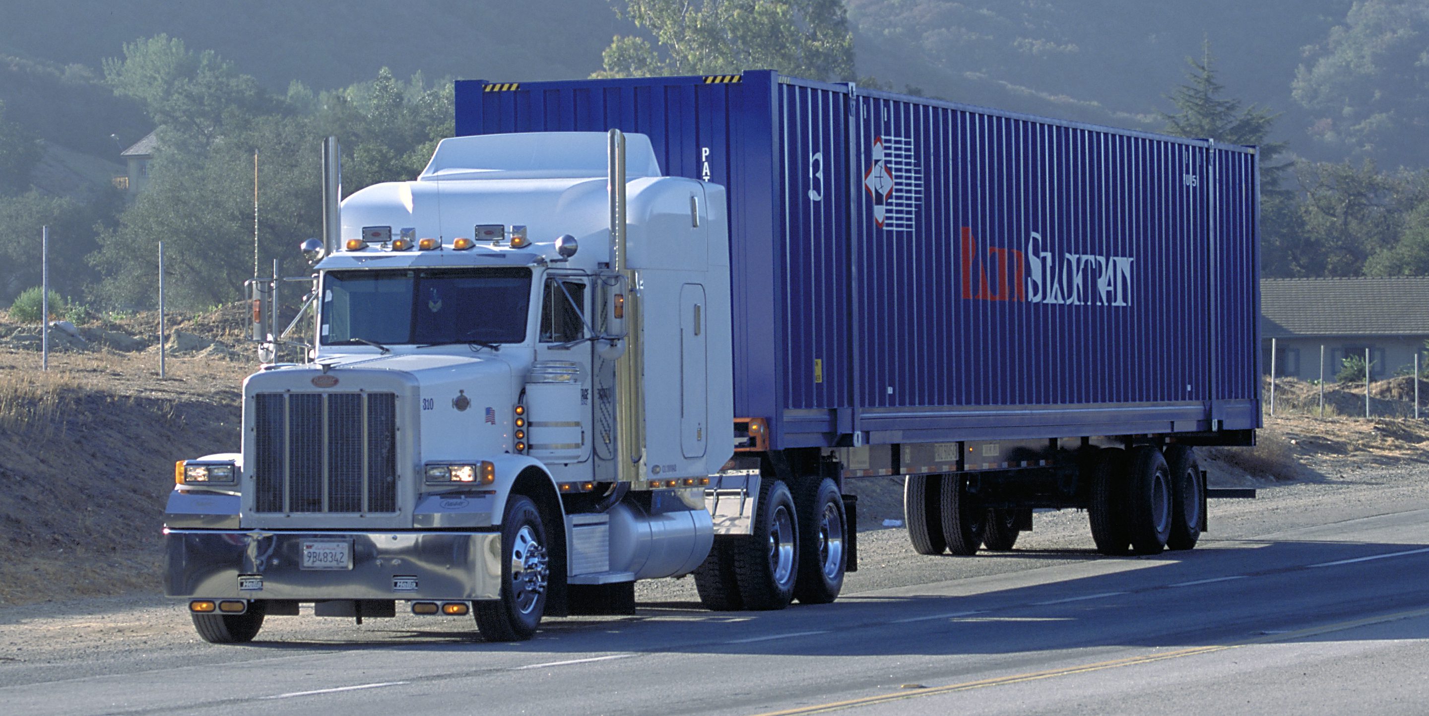 Domestic intermodal container drayage